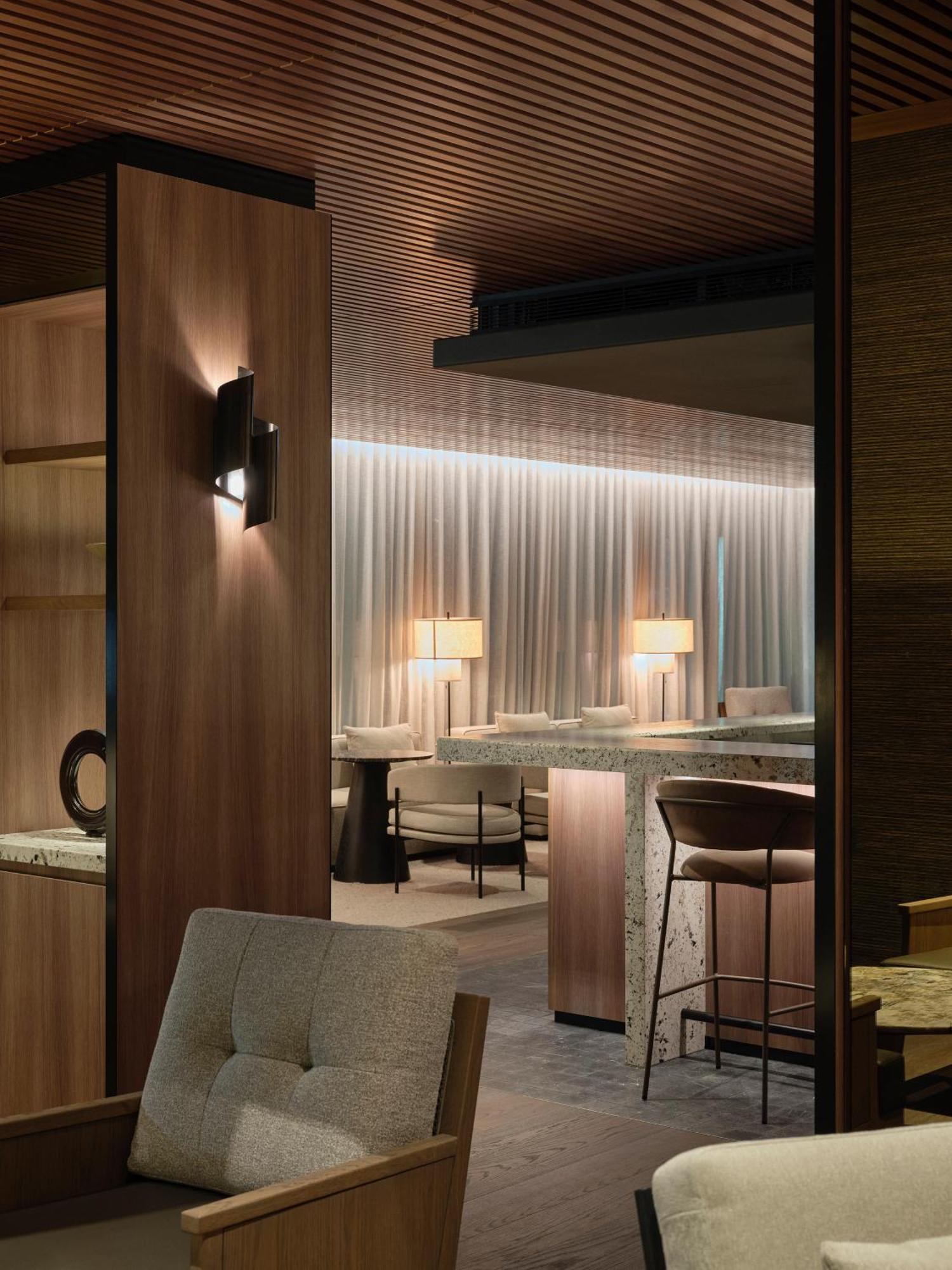 Little National 4* Newcastle